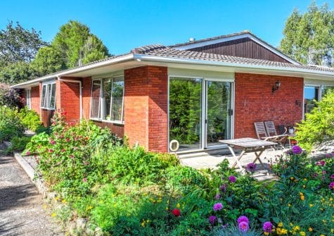 Peaceful, Private and Ready for your Touch